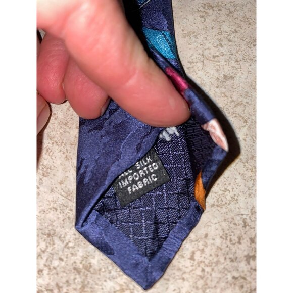 Vintage Silk Accents Blue Geometric Pattern Tie 100% Silk Mens Neckwear 59" Long - Picture 5 of 6